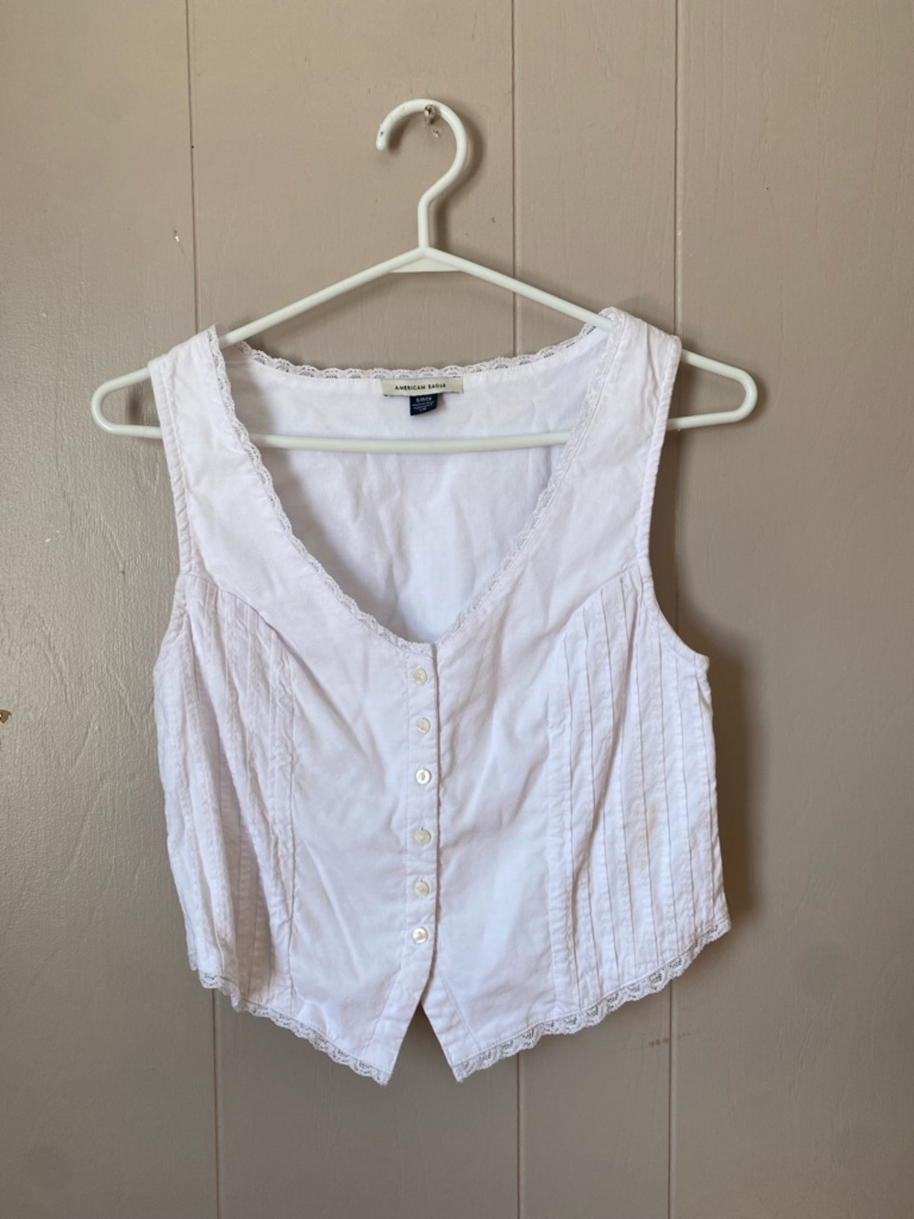 American Eagle Outfitters White Sleeveless Button-Front Tank with Lace Trim